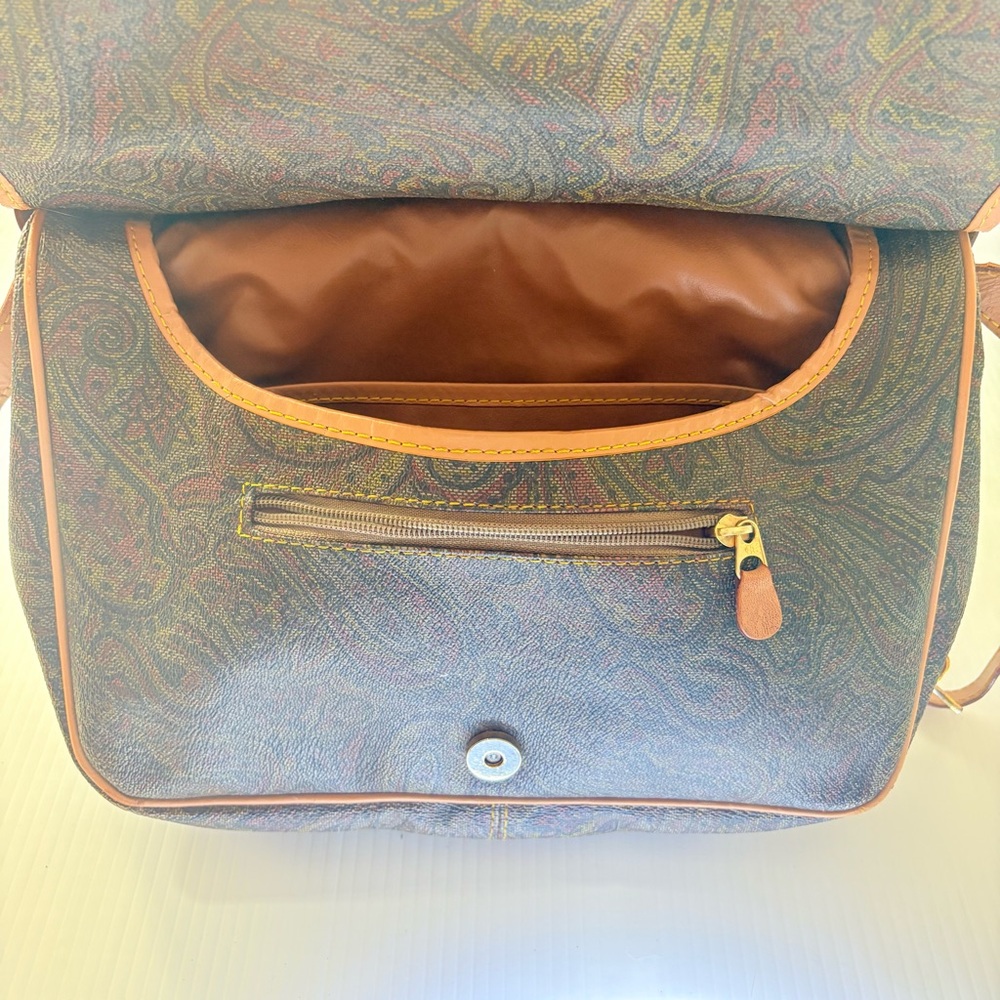 Vintage Longchamp Paisley Canvas Leather Messenger Bag Crossbody Satchel  Saddle - Picture 7 of 14